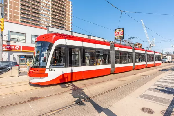 Toronto C03, ON M6E 2V1,944 St Clair AVE W