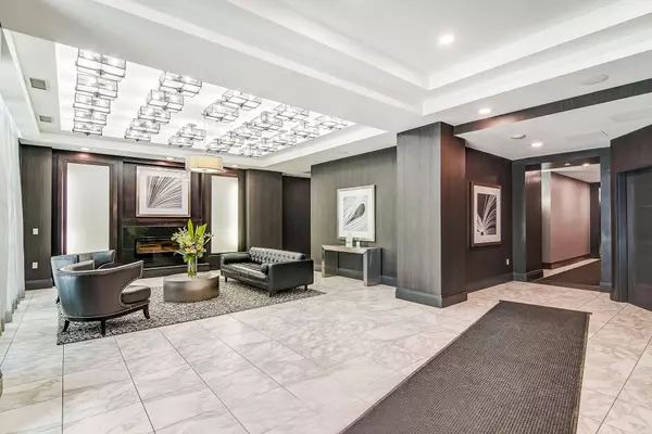 Toronto C01, ON M6K 3R8,125 Western Battery RD #2515