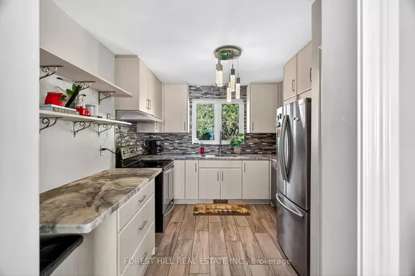 Oshawa, ON L1J 3T2,1550 Evangeline DR