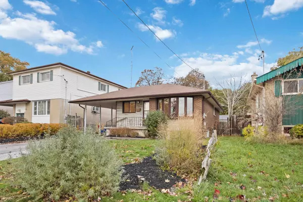 Oshawa, ON L1H 6Z2,117 Keewatin ST S