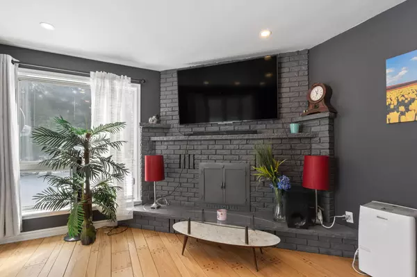 Scugog, ON L9L 1B3,10950 Simcoe ST