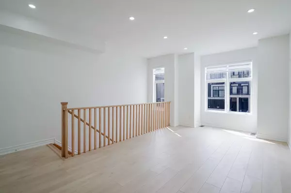 Oshawa, ON L1H 0A7,770 Eddystone PATH