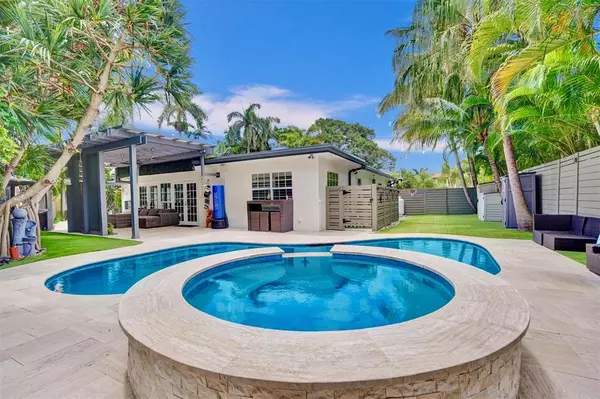 1514 Middle River Dr, Fort Lauderdale, FL 33304