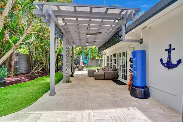 Fort Lauderdale, FL 33304,1514 Middle River Dr