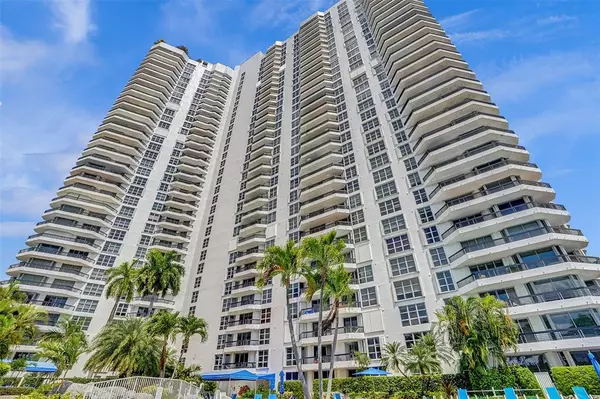 Aventura, FL 33180,3530 Mystic Pointe Dr #2308