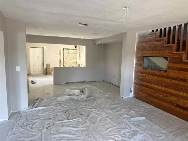 Fort Lauderdale, FL 33317,1390 SW 49th Ter