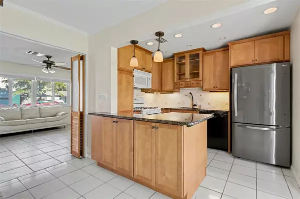 Hollywood, FL 33024,6430 Harding St