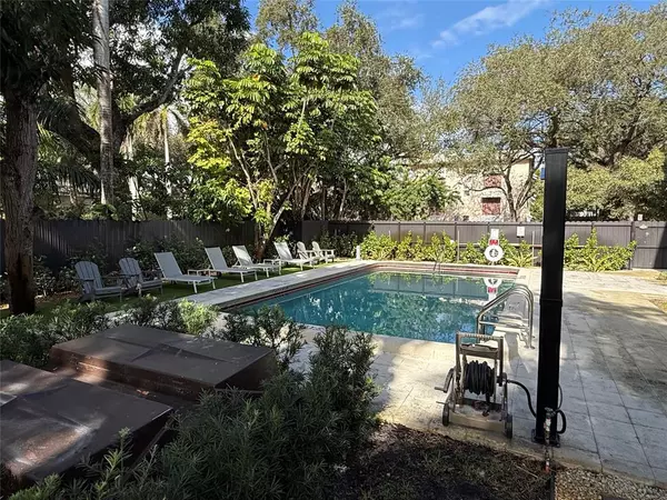 Hollywood, FL 33020,2000 Jefferson St #18