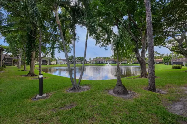 Greenacres, FL 33415,711 Sunny Pine Way #B-2