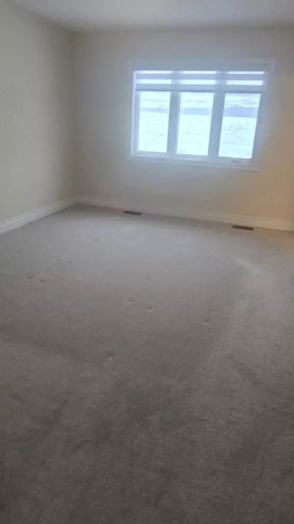 New Tecumseth, ON L9R 0V9,123 Kennedy BLVD