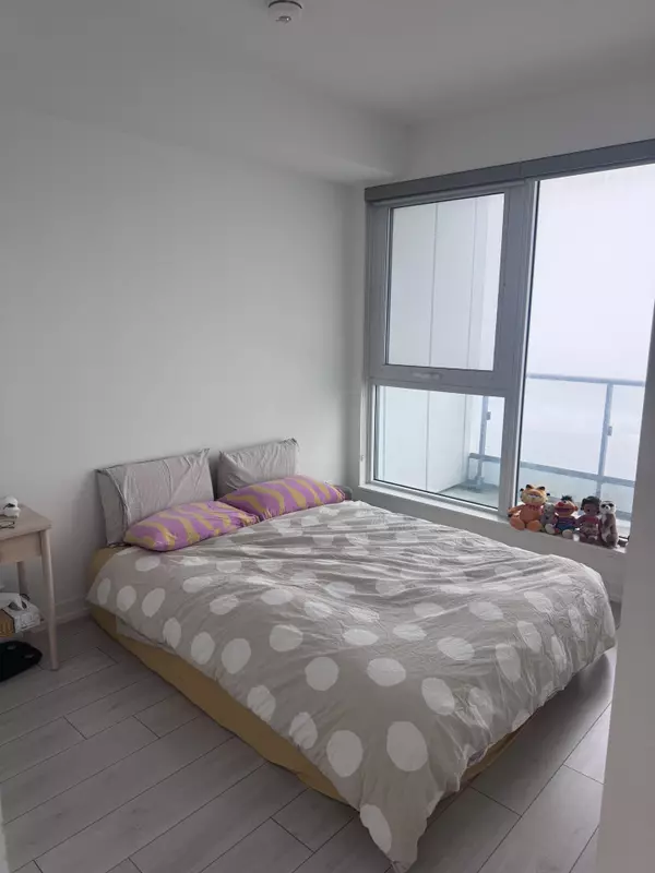 Vaughan, ON L4K 0J5,5 Buttermill AVE #2209