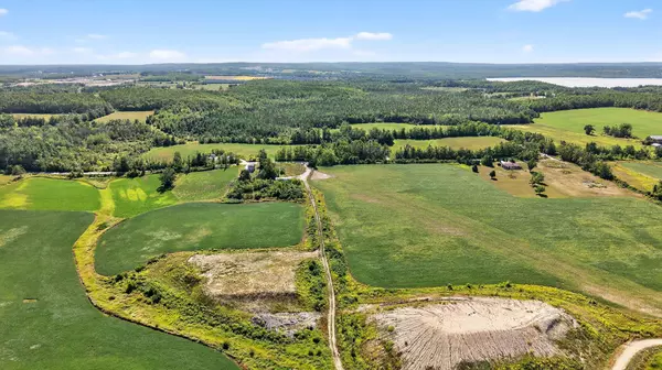 Oro-medonte, ON L3V 6H1,850 15 Line N