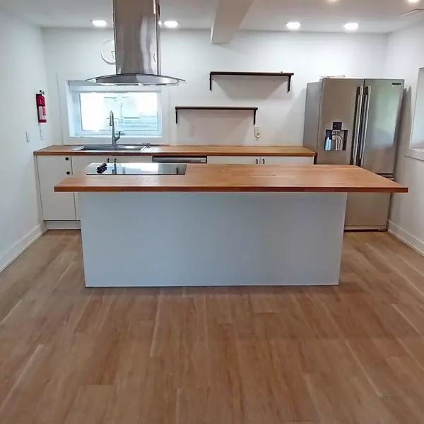 Severn, ON L0K 2B0,4078 Canal RD