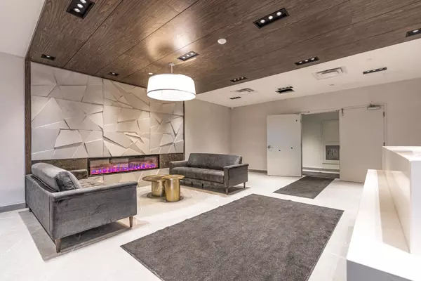 Barrie, ON L4M 7B9,58 LAKESIDE TER #1106