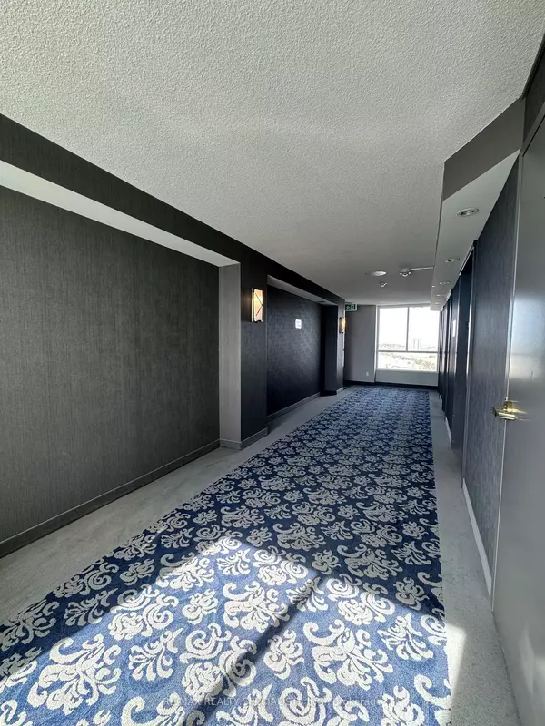 Mississauga, ON L5R 3K9,4460 Tucana CT #1807 (PRIMARY BEDROOM)