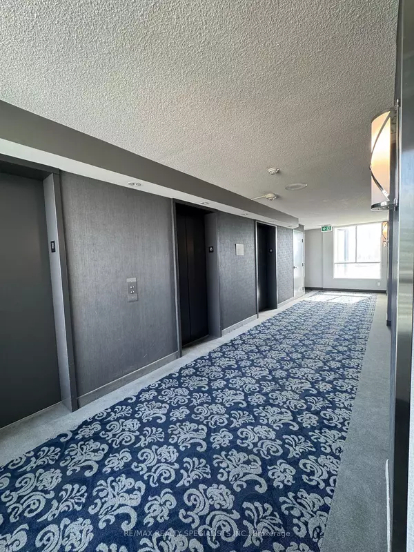 Mississauga, ON L5R 3K9,4460 Tucana CT #1807 (PRIMARY BEDROOM)