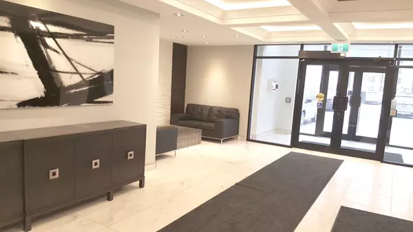 Milton, ON L9T 9A8,650 Sauve ST #409