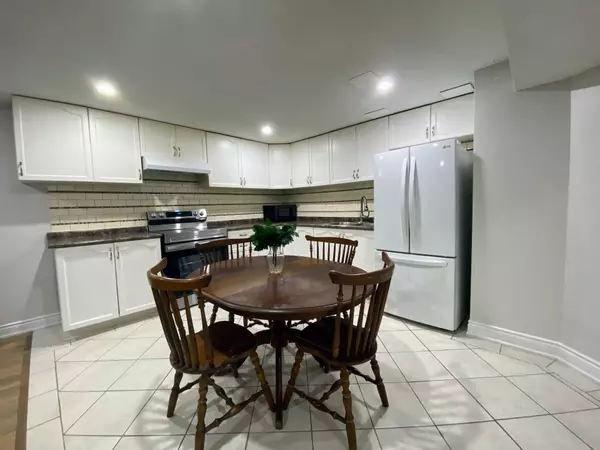 Mississauga, ON L5M 4Y8,5538 Turney DR #Bsmt