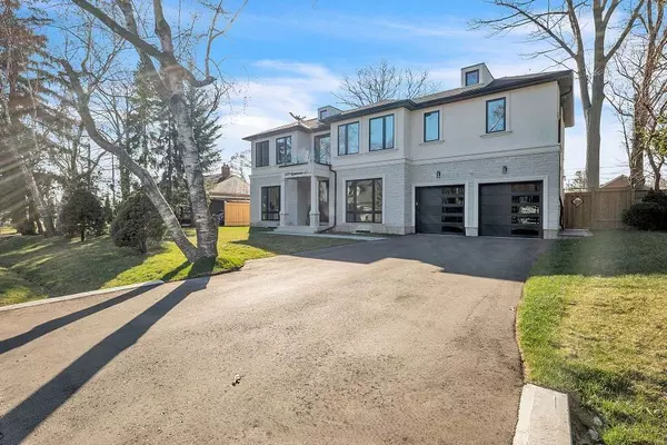 Mississauga, ON L5E 2T5,1377 Rometown DR