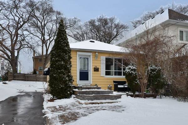 71 Mississauga RD N, Mississauga, ON L5H 2H9