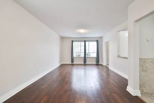 Mississauga, ON L5H 2H9,71 Mississauga RD N