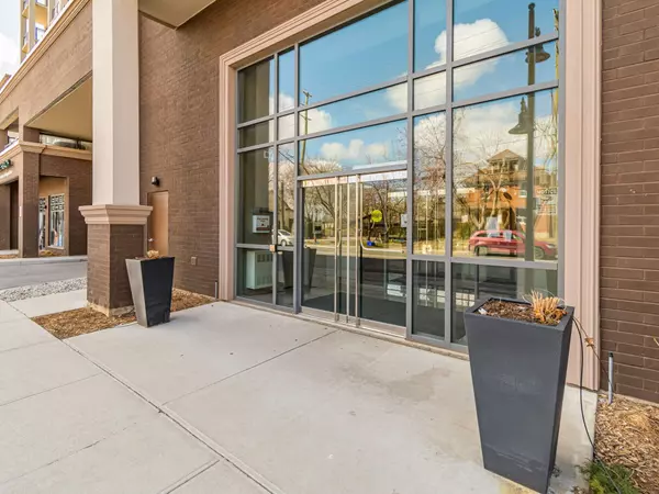 Oakville, ON L6M 4J2,2486 Old Bronte RD #510