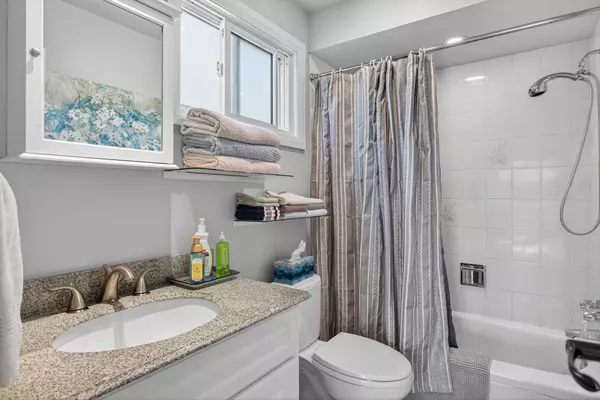 Trent Lakes, ON K0M 1A0,1352 County Rd 49 RD