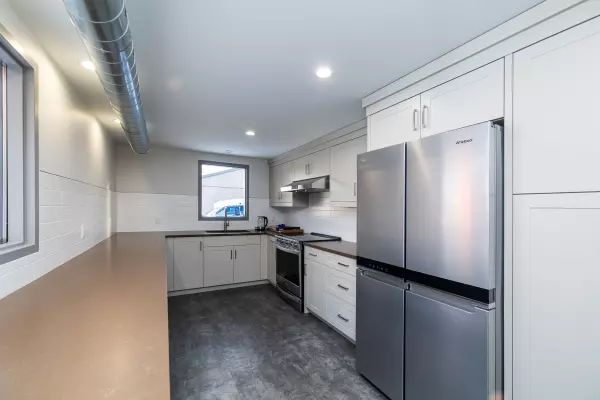 Arran-elderslie, ON N0G 2N0,413 Queen ST S #A