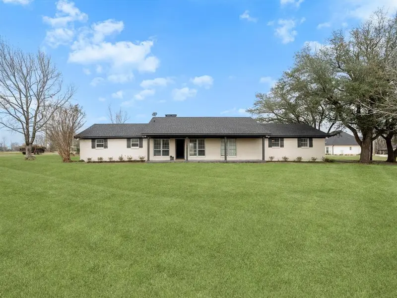 205 Westshore Drive, Wills Point, TX 75169