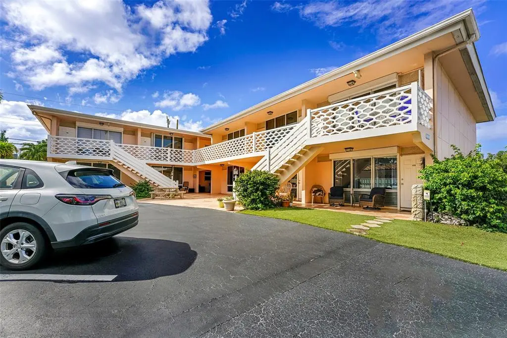 Lauderdale By The Sea, FL 33308,4627 Bougainvilla Dr #1A