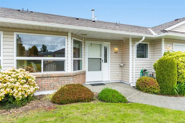 Parksville, BC V9P 2K8,240 Stanford Ave E #103