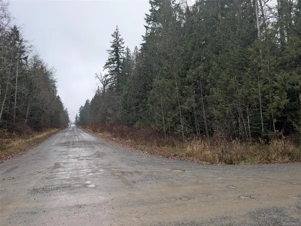 Coombs, BC V9K 1W5,1040 McLean Rd