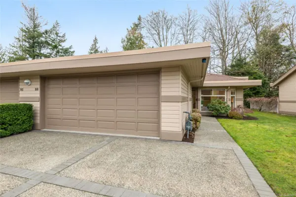 French Creek, BC V9P 2B8,910 Lakes Blvd