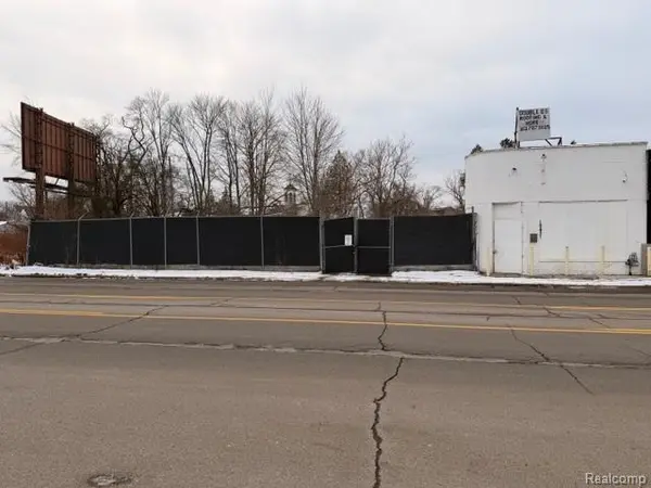 Detroit, MI 48234,18421 Conant ST