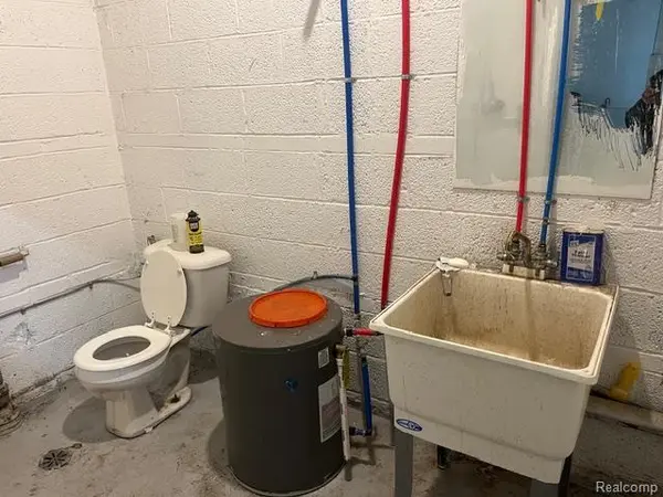 18421 Conant ST, Detroit, MI 48234