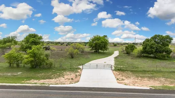 Valley Mills, TX 76689,1517 FM 2490