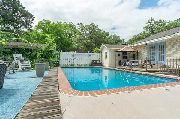 Waco, TX 76710,2509 Wooded Acres Drive