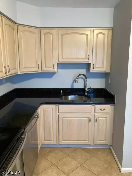 Hillsborough Twp., NJ 08844,595-7 Auten Road #7