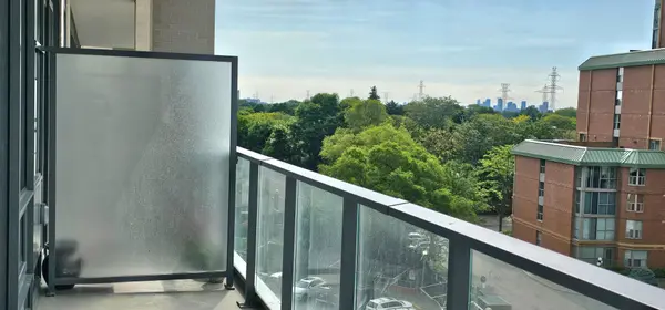 Toronto C14, ON M2M 0B9,8 Olympic Garden DR #S619