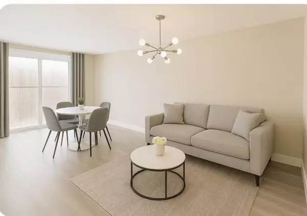 Hallandale Beach, FL 33009,800 Parkview Dr #725