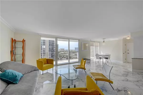 Hallandale Beach, FL 33009,2030 S Ocean Dr #807