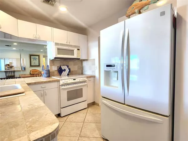 Deerfield Beach, FL 33441,330 SE 20th Ave #506