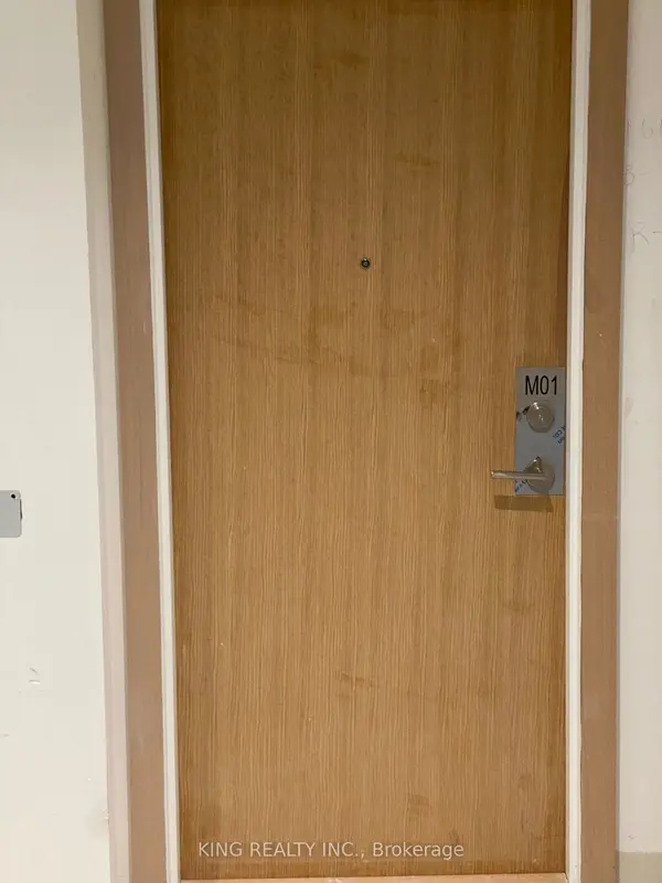 Toronto W08, ON M8Z 1R6,1195 The Queensway ST #M01