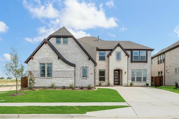 801 Turnbull Avenue,  Fort Worth,  TX 76247