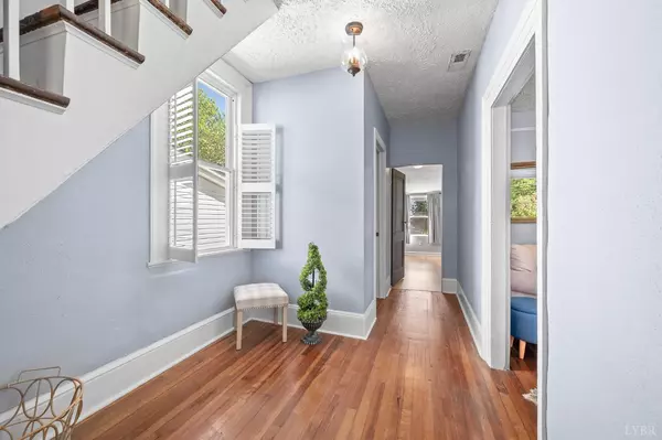 Lynchburg, VA 24504,1206 10th ST