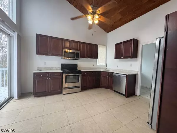 Vernon Twp., NJ 07422,252 Wiscasset Rd