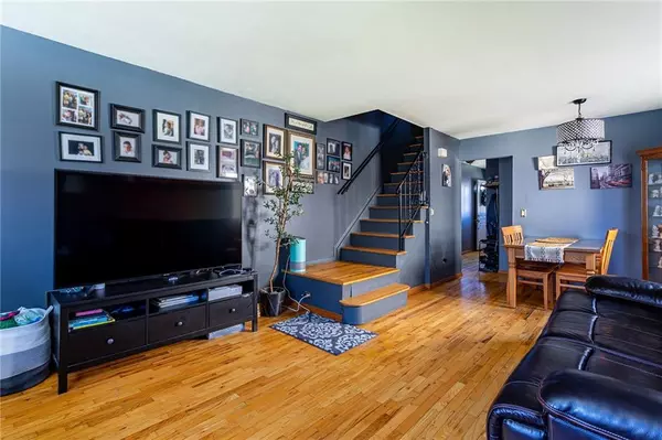 Staten  Island, NY 10308,74 East Brandis AVE