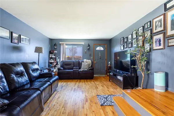 Staten  Island, NY 10308,74 East Brandis AVE