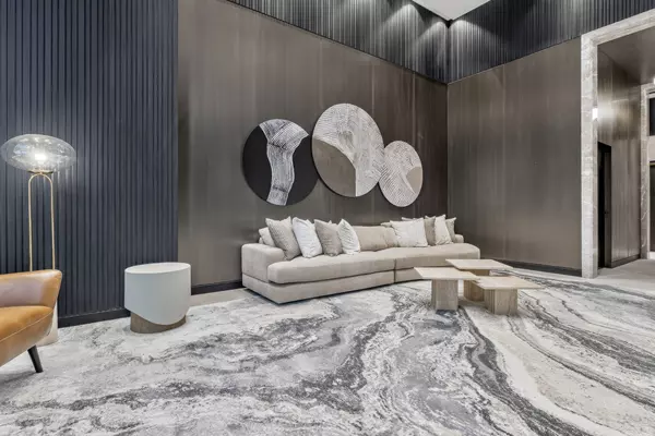 Toronto C10, ON M4S 0E2,20 Soudan AVE #2604