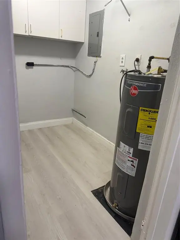 Pompano Beach, FL 33068,6640 SW 20th St